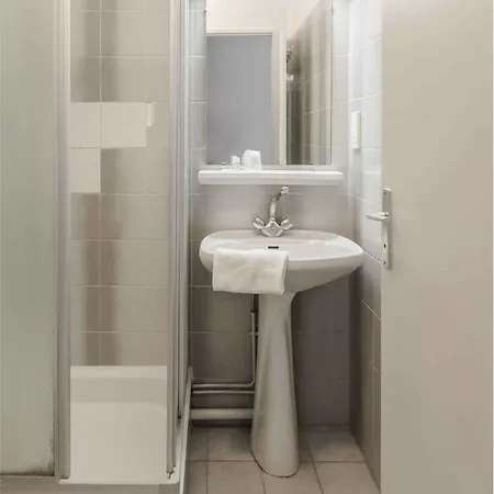 Hotel Greet Centre Gare 2*